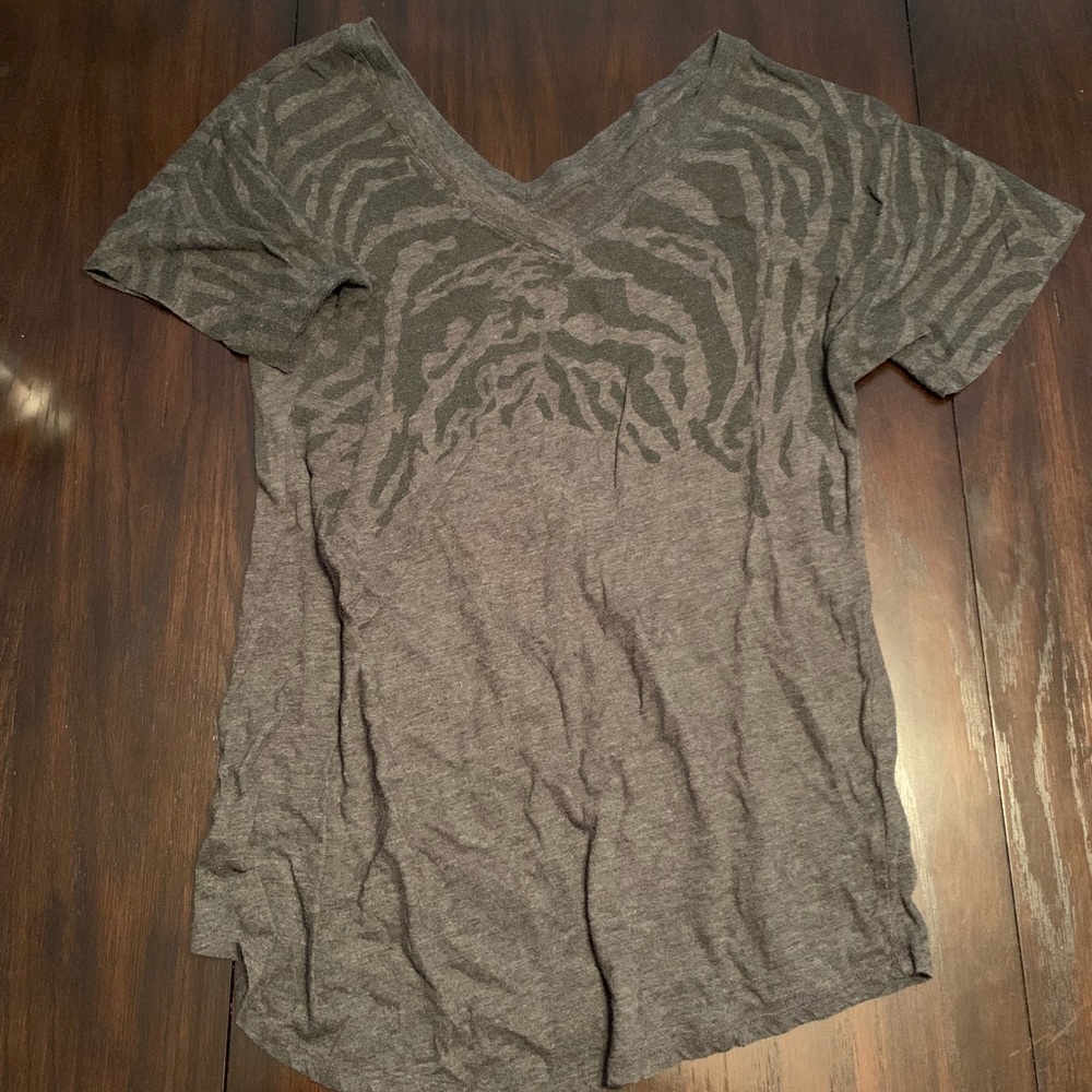 Animal print tee